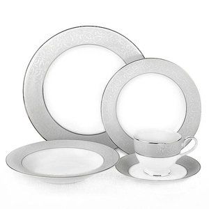 Mikasa Parchment China Set (5 pieces/set)